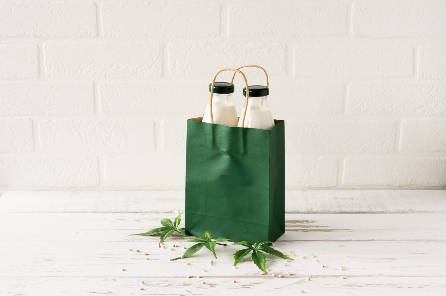 Livraison de CBD à Paris (fleurs, résiné, huiles à base de cannabidiol)